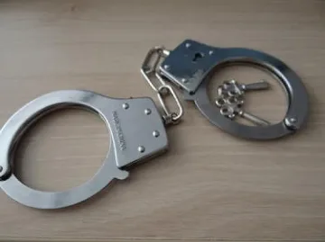 Спипаха психичноболен с боеприпаси за автомат