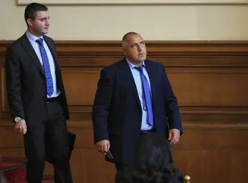 Бойко се отметна, иска избори на пролет