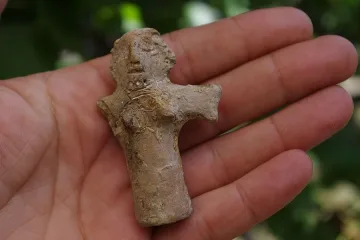 Играчки на 7000 г. изникнаха край Велико Търново