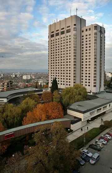 Куп хотели в София търсят купувач