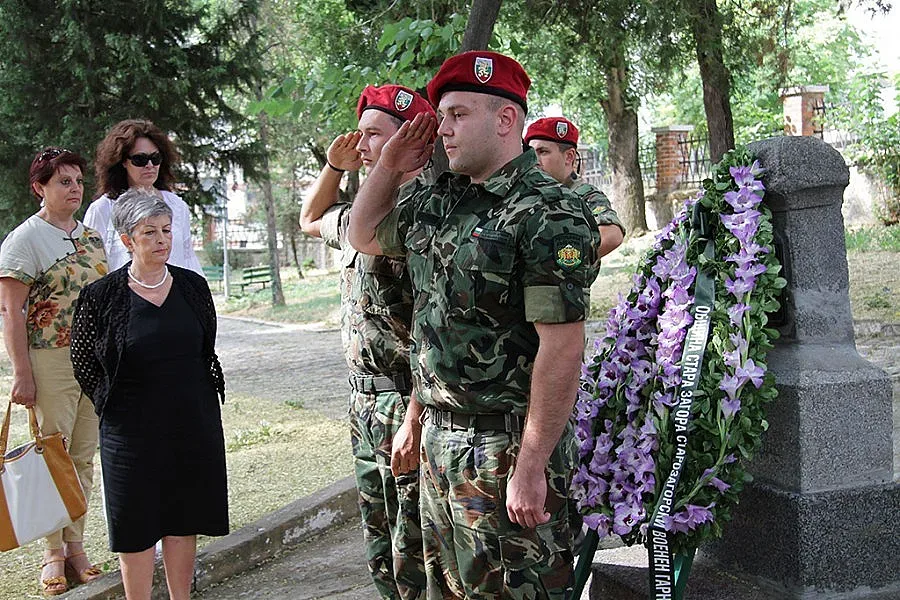 Старозагорци сведоха глава пред подвига и саможертвата 