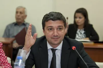 Драгомир Стойнев ще има пети заместник