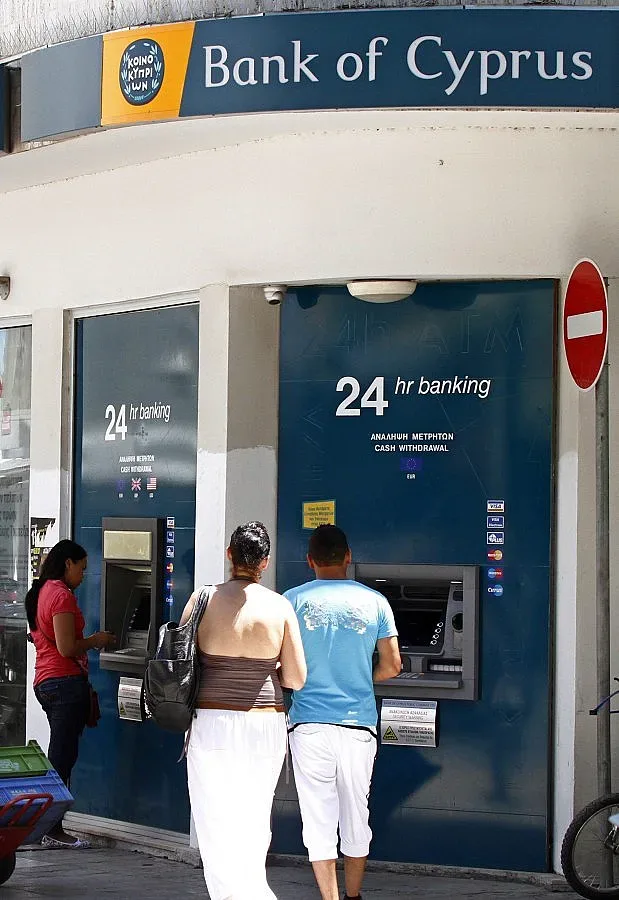 "Банк ъв Сайпръс" реже депозитите с 47,5%, за да не фалира