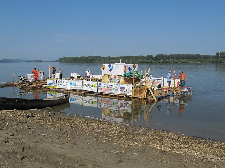 Дунавският сал акостира в Силистра