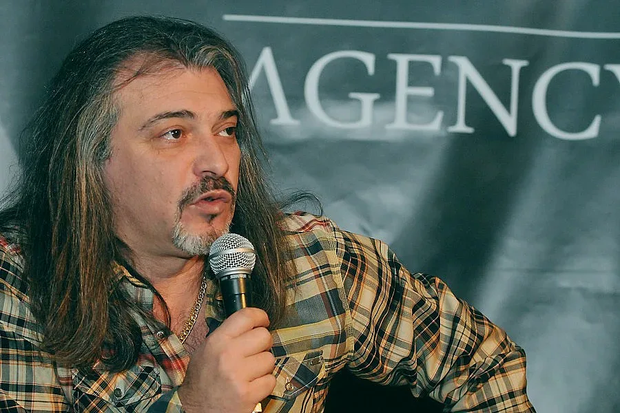 Маги Халваджиян съди Сидеров за 20 000 лева