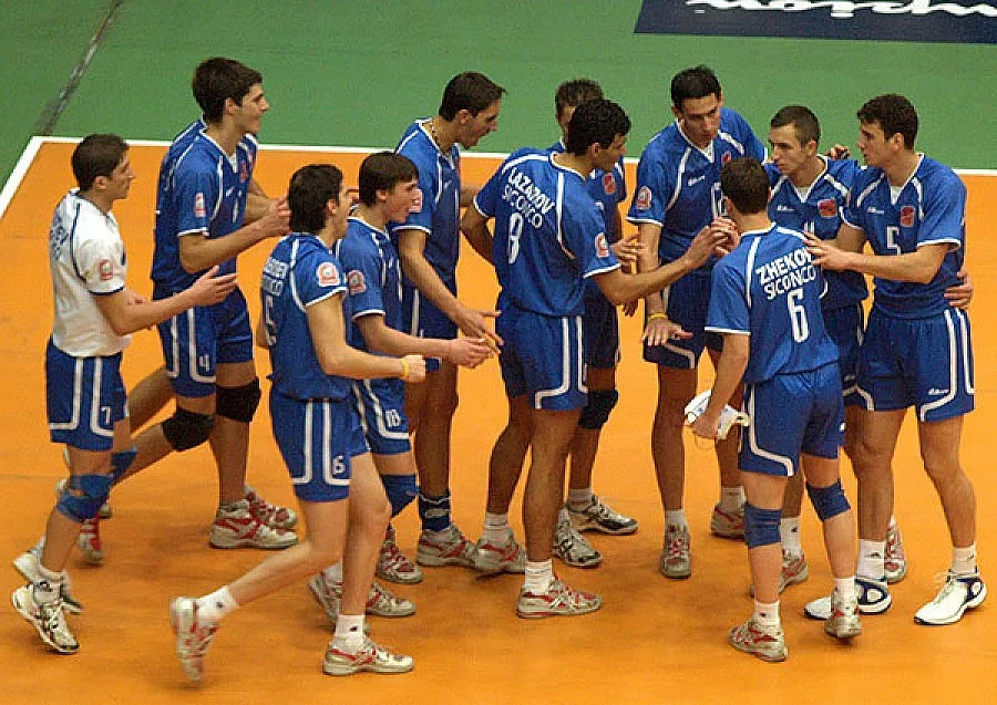 "Сините" волейболисти станаха "Левски Боол"