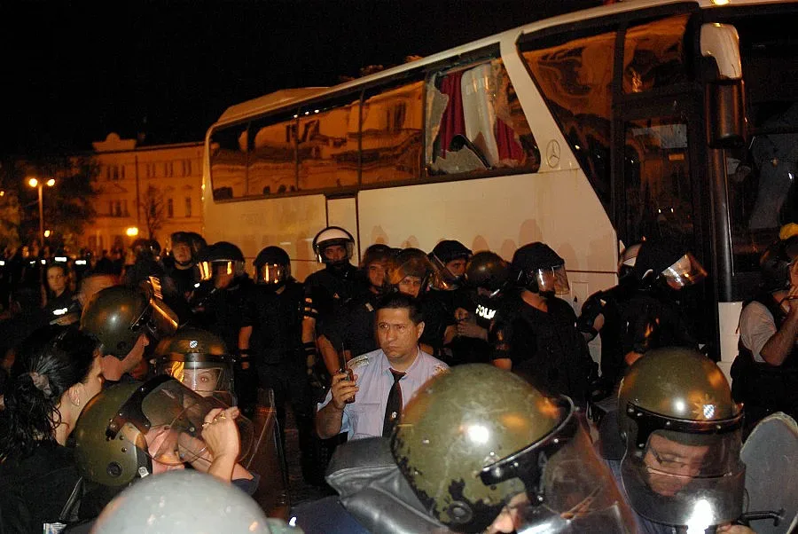 СДВР: В автобуса на протестите от 23-и не е имало полицаи