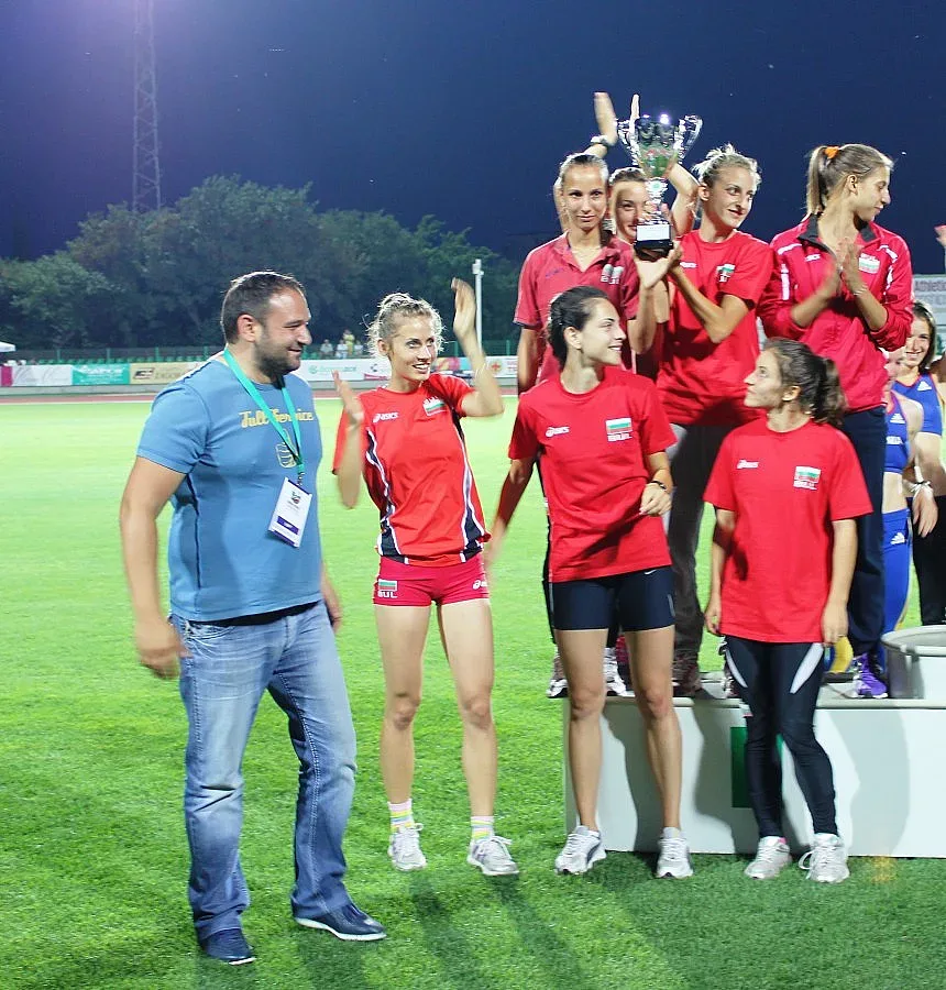 България с 3 титли от втория ден на Балканиадата