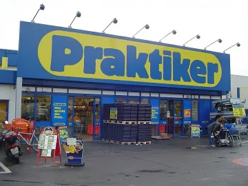 Дългове и отстъпки потопиха Praktiker