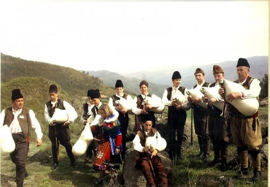 "Паниците" прие Националното надсвирване с гайди