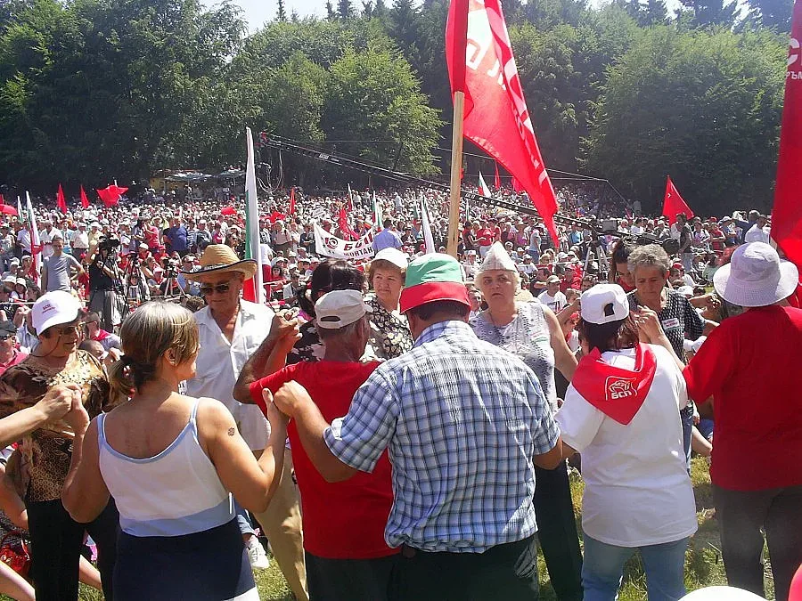 Орешарски иска диалог с всички