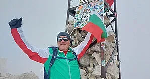 Главчев се появи на изумително място