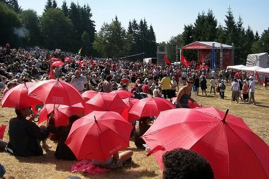 2000 от Хасковско щурмуват Бузлуджа