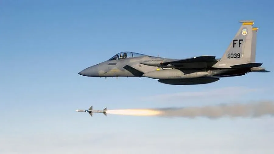 Франция и Берлин с апел за по-тясно военно сътрудничество