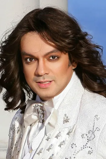 Киркоров нае вила в Гърция