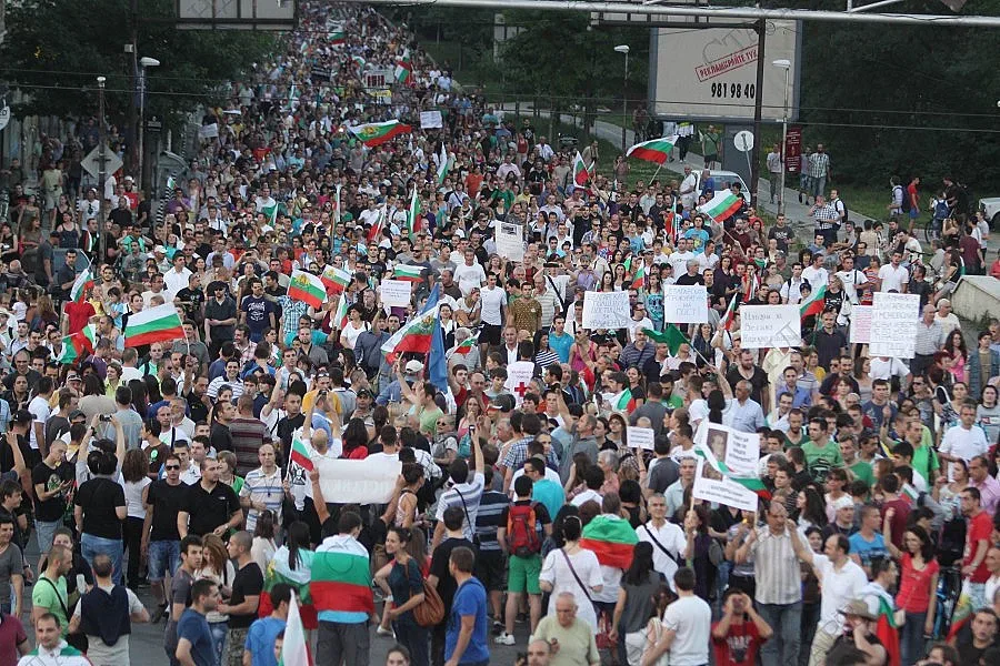 Протестът: възможни изходи