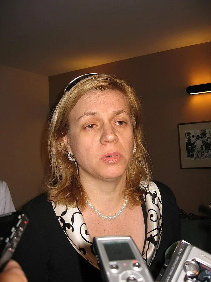 Терзиева: Плажовете трябва да се дават само на концесия