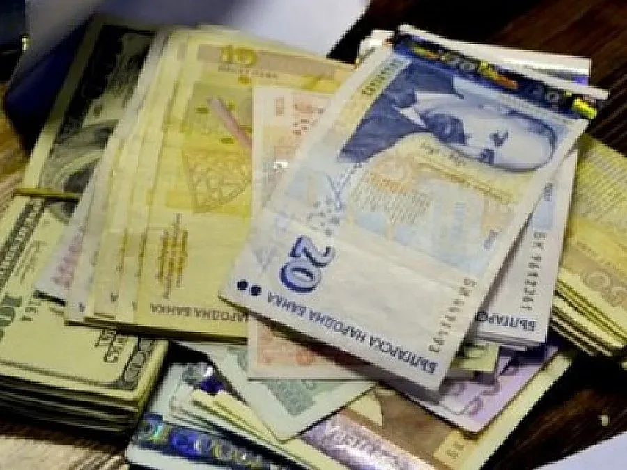 Мним племенник измами леля си