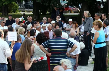 Пак контрапротест пред посолство в столицата