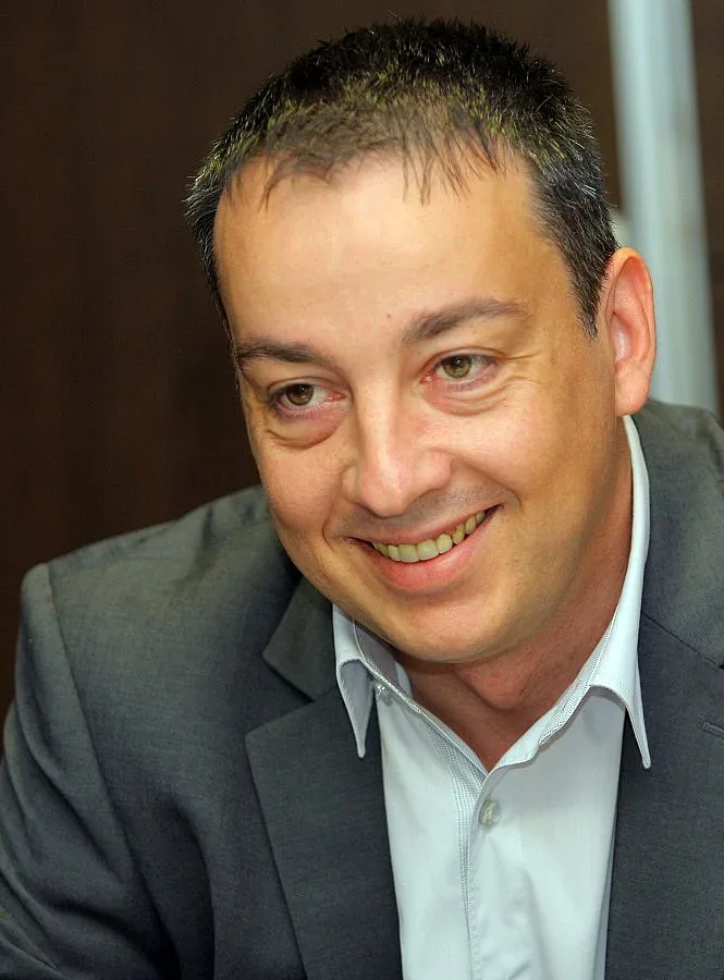 Спиридонов: Електронното вписване стопява опашките