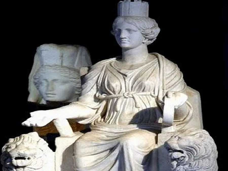 Златото от Дъбене vs. маската на Терес