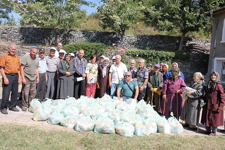 Мюсюлмани и християни даряват в Ардинско за Рамазана