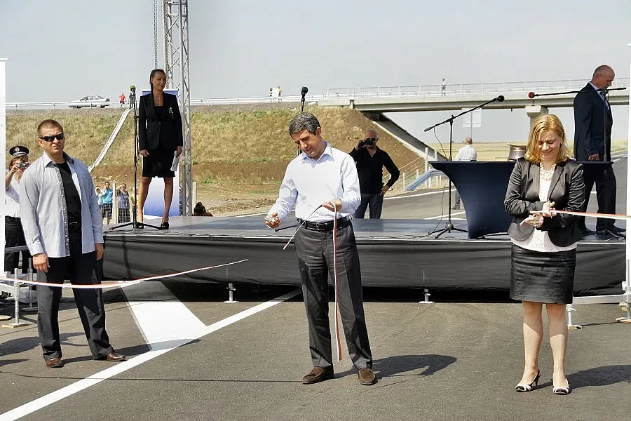 Пускат движението по "Струма" от Долна Диканя до Дупница