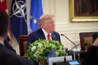 Тръмп с много нестандартно предложение за мира в Украйна