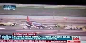 ВИДЕО: 10 ранени при авария на самолет в Ню Йорк