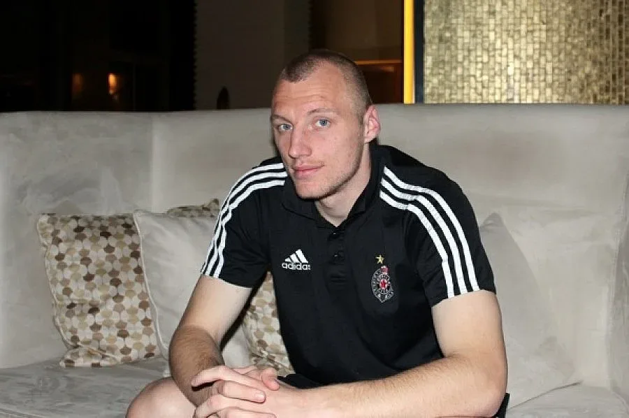 "Базел" мотае Русия