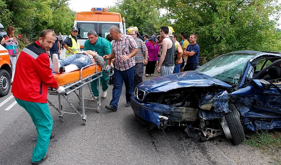 Автомеле на Е-80 изпрати 4-ма в спешното