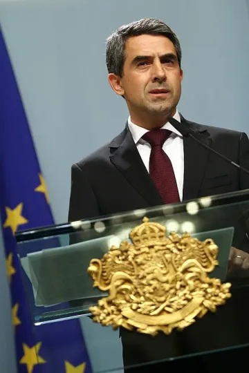 Плевнелиев приветства решението за "Хизбула"