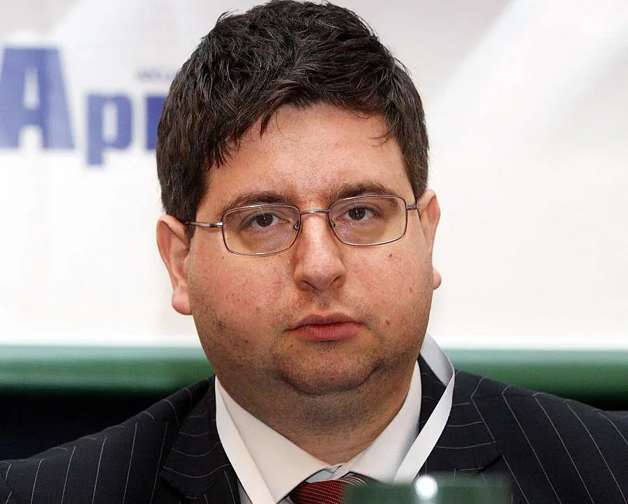 Чобанов: Имаме най-големия спад от Валутния борд