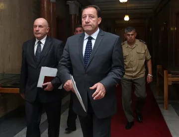 Найденов: Отказ от реформи няма, има отлагане