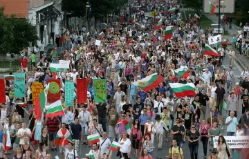 Бунтът по-силен от ваканцията 