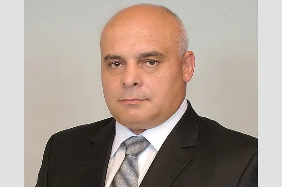 Общинар на ръба след адска катастрофа