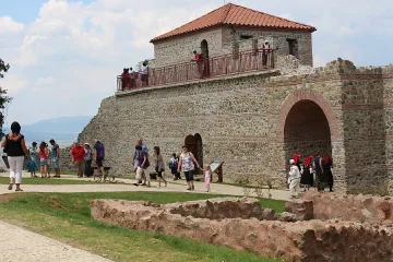 Хиляди посетители на крепостта "Цари Мали Град"