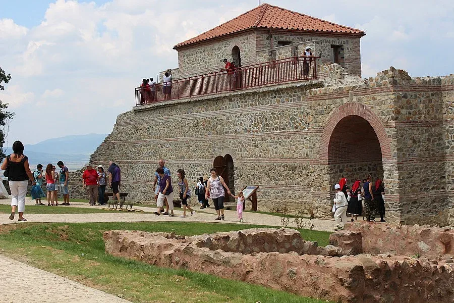 Хиляди посетители на крепостта "Цари Мали Град"