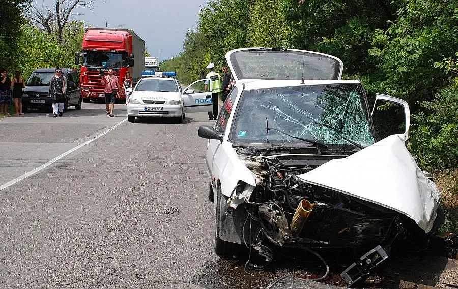 Сливенски общинар катастрофира тежко