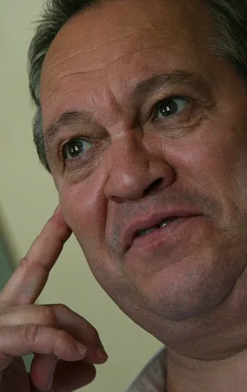 В партиите мислят само за грабеж