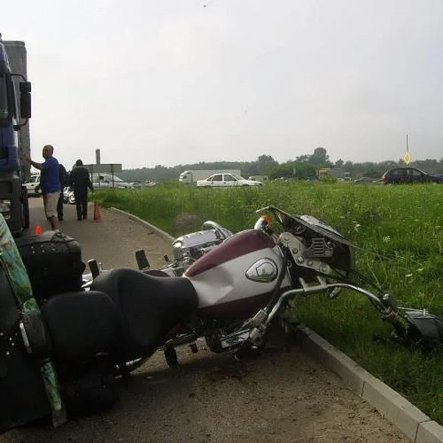 Шестима пострадали при тежка катастрофа край Варна