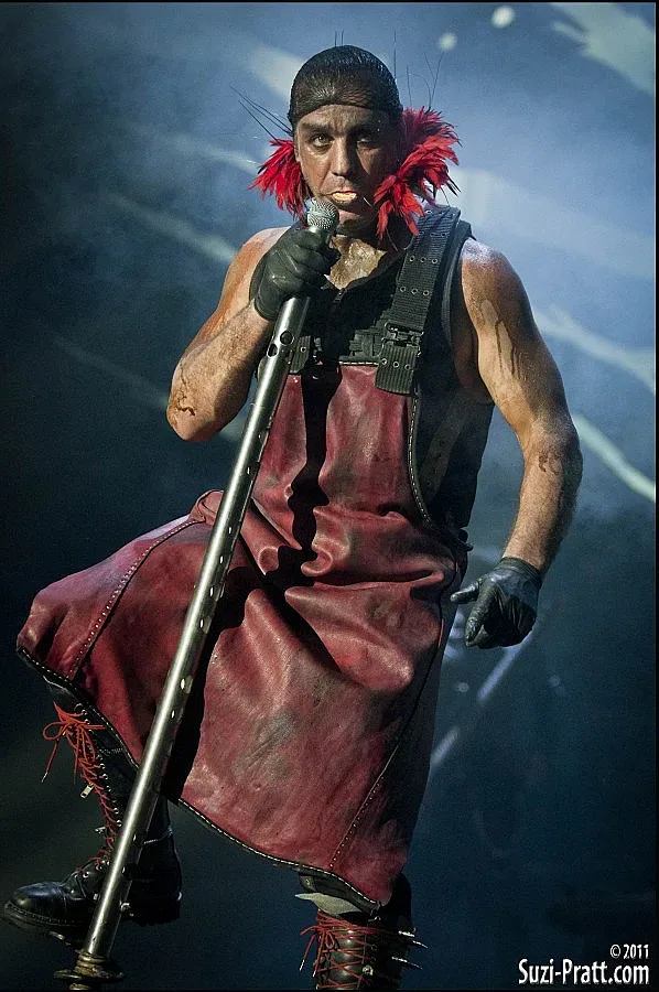 Гърлото на "Рамщайн"