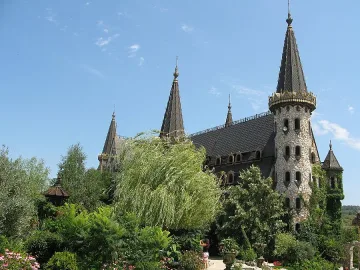 Замък до Созопол е летен хит