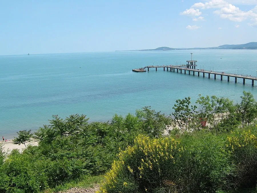 100 круизни кораба ще спират в Бургас