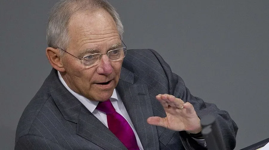 Шойбле хвали Атина след ножицата