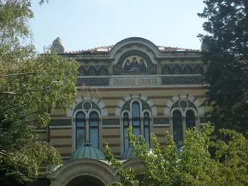 Митрополит Амвросий ще изпълнява функциите дядо Кирил