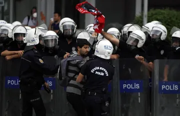 Арести на студенти в Истанбул