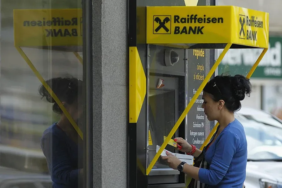 Банковите карти с таван на таксите