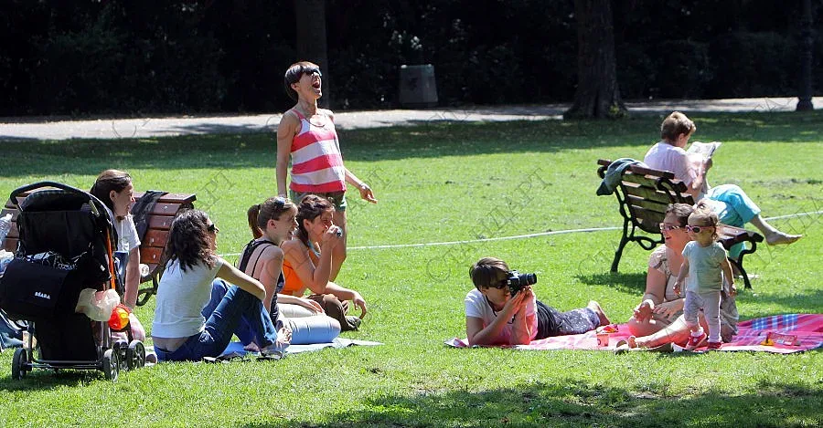 Чака ни слънчев четвъртък, без валежи