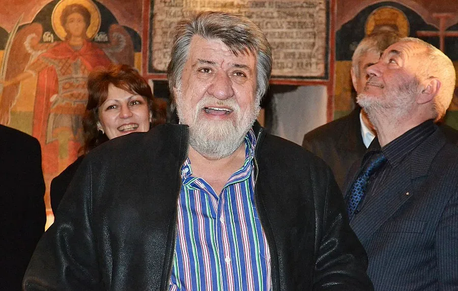 Рашидов отговори на нападките за „Българския лувър”